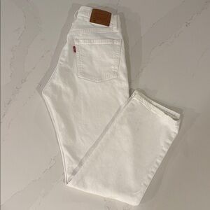 501 Levi's White Jeans with Leather Patch Straight Size 25